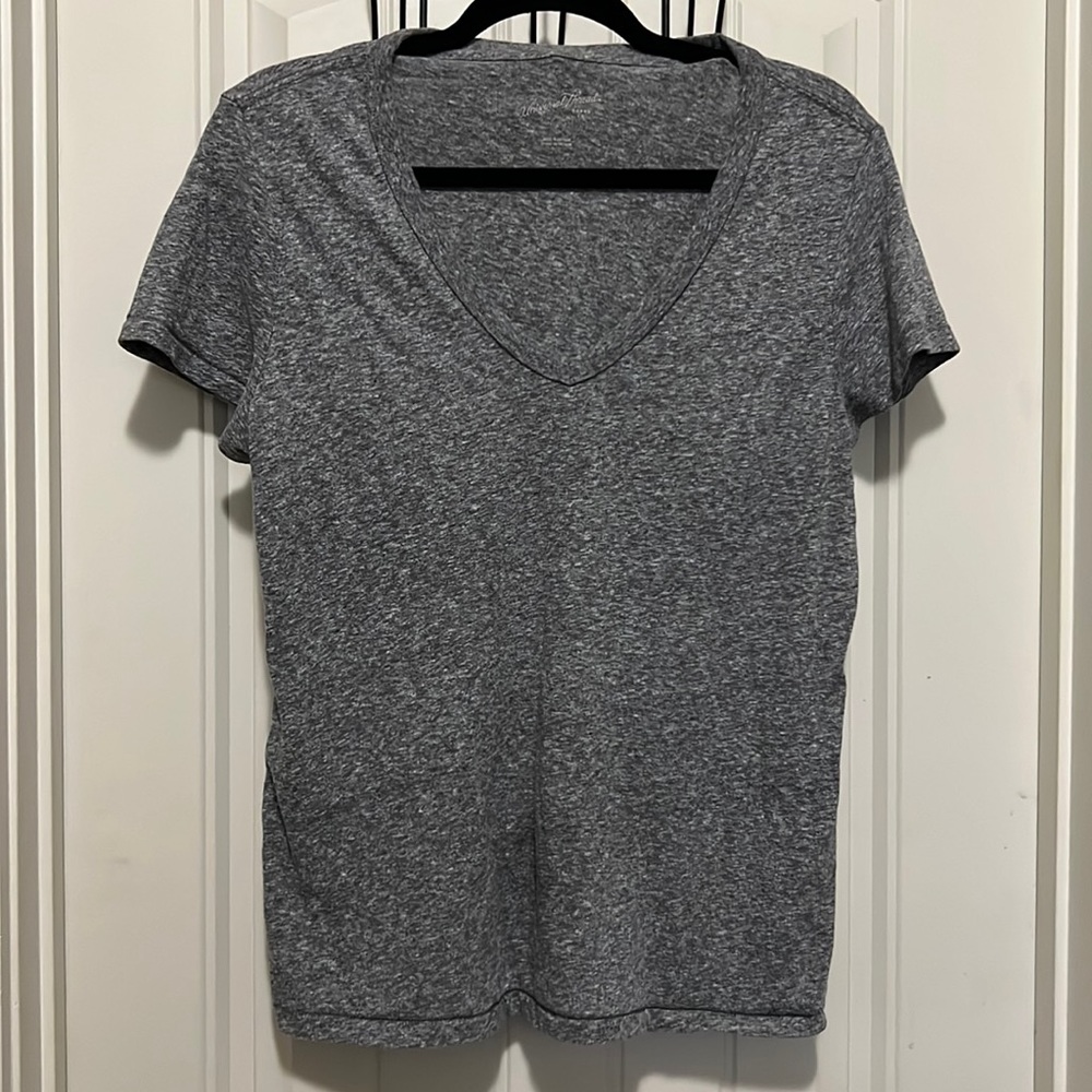 V-neck T-shirt